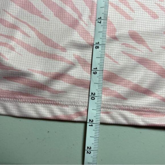 Puma Womens Pink Zebra Print Oversized T-Shirt XL 100% Polyester - Picture 10 of 10